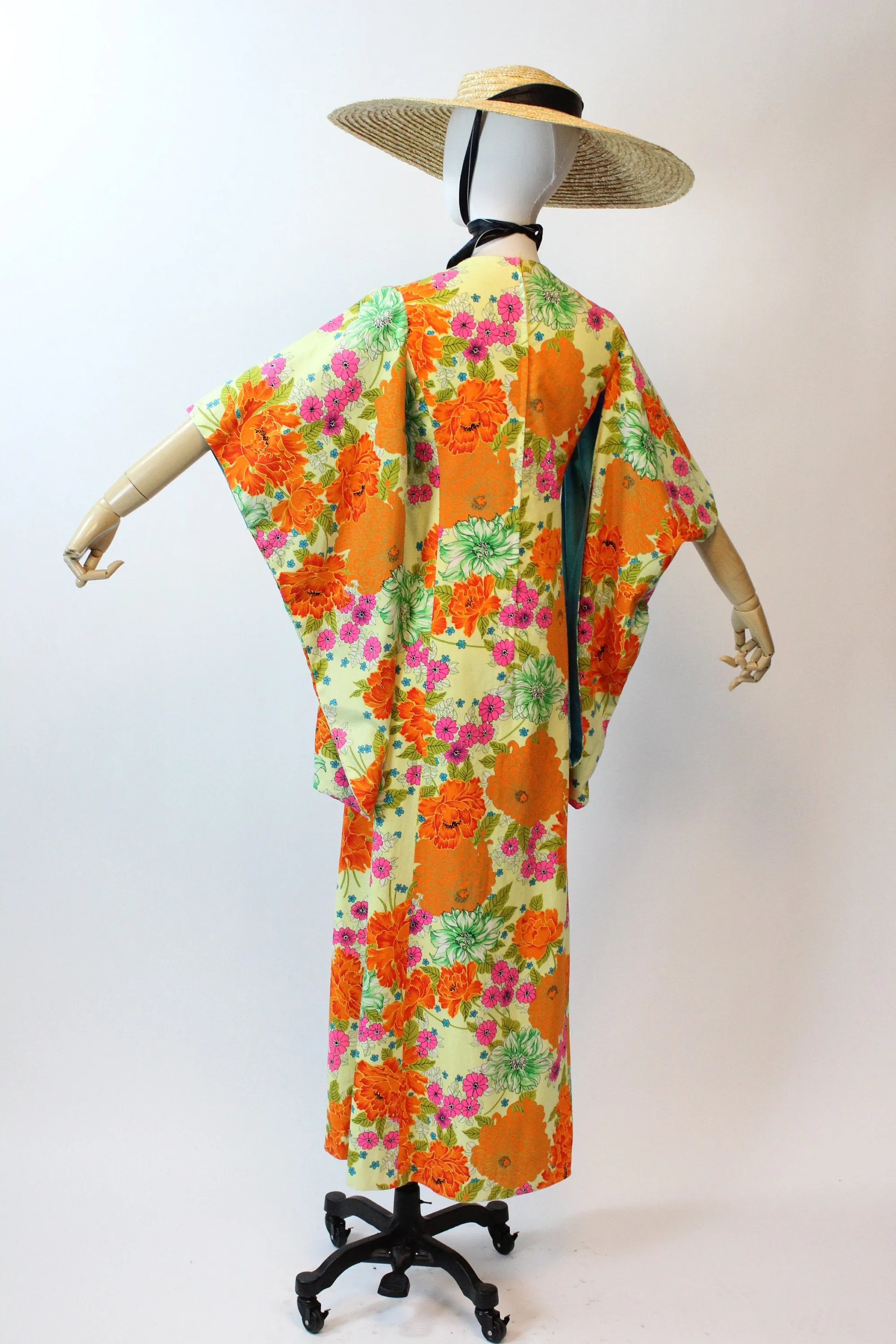 1960s TINA LESER hawaiian KIMONO sleeve dress xs | new spring summer