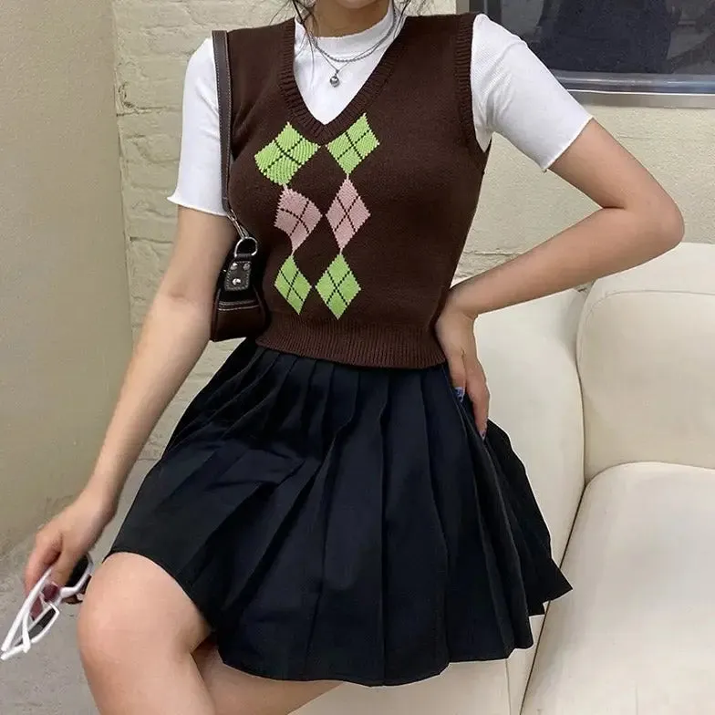 Aesthetic Brown Argyle Vest with Sleeveless Design and V Neckline