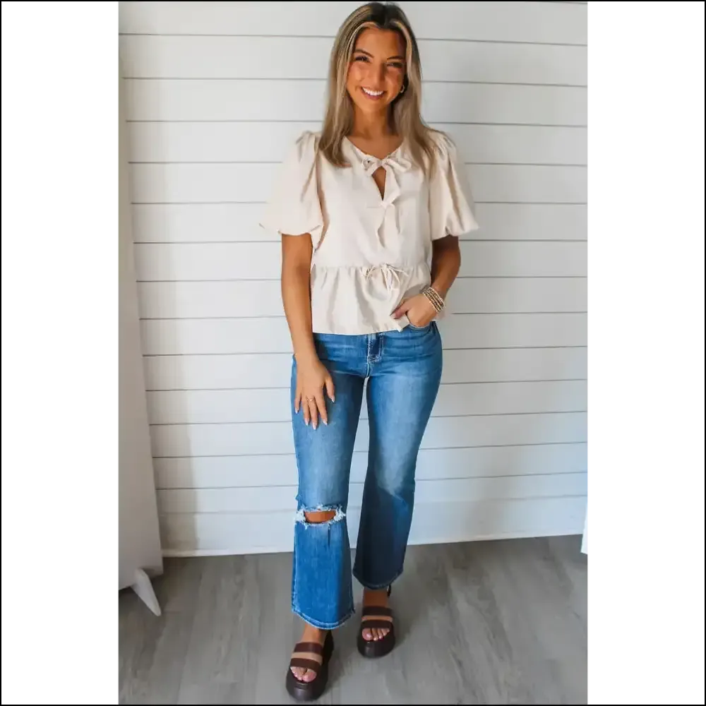 Bowknot Puff Sleeve Peplum Blouse: Prepare for Compliments