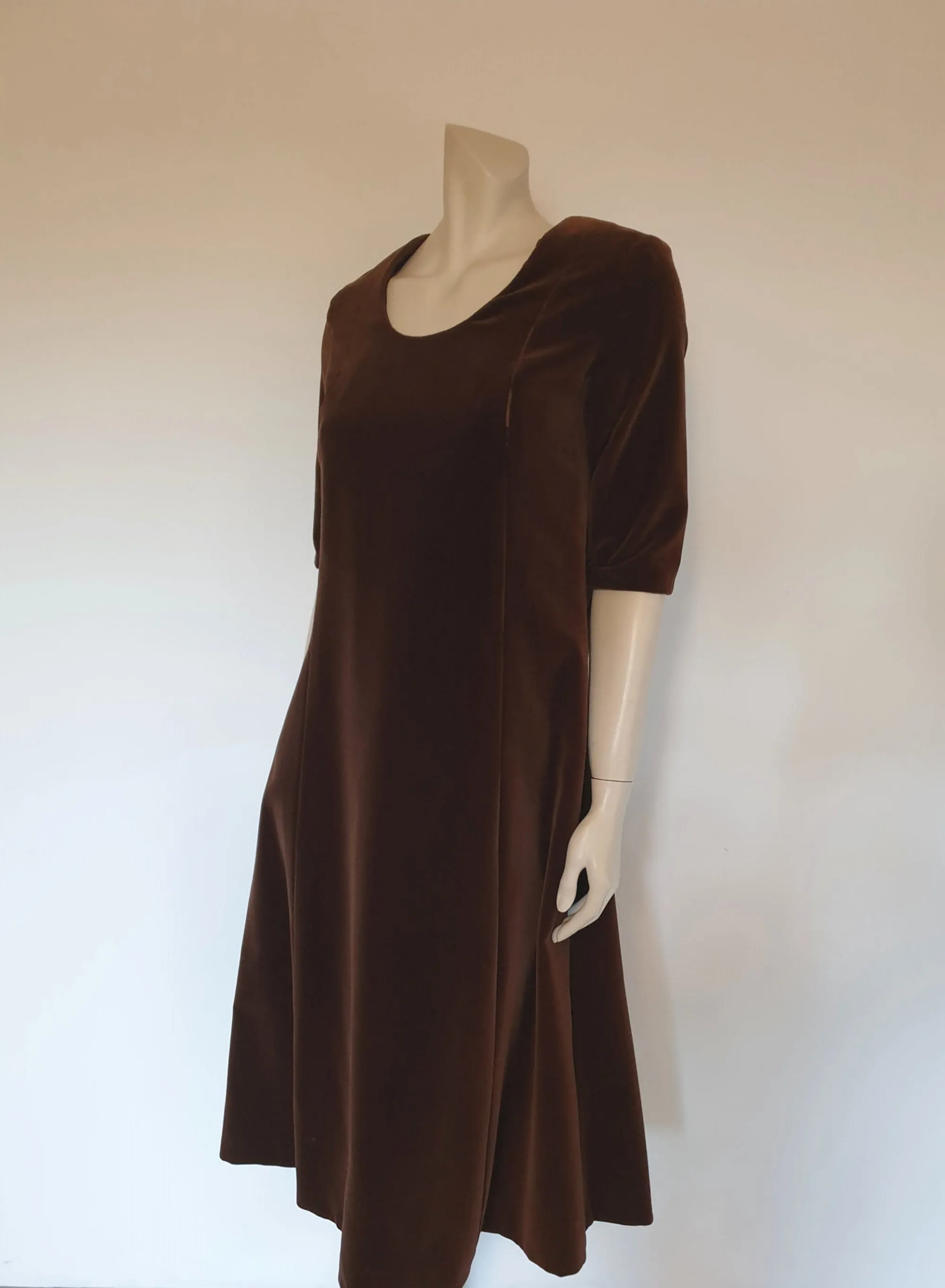 Brown Velvet Dress by Barbara Lee - M