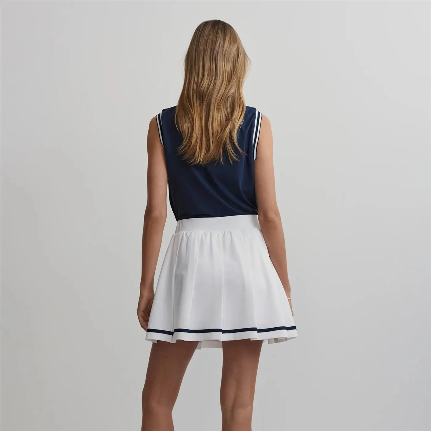 Clarendhon High Rise 16 Inch Skort White