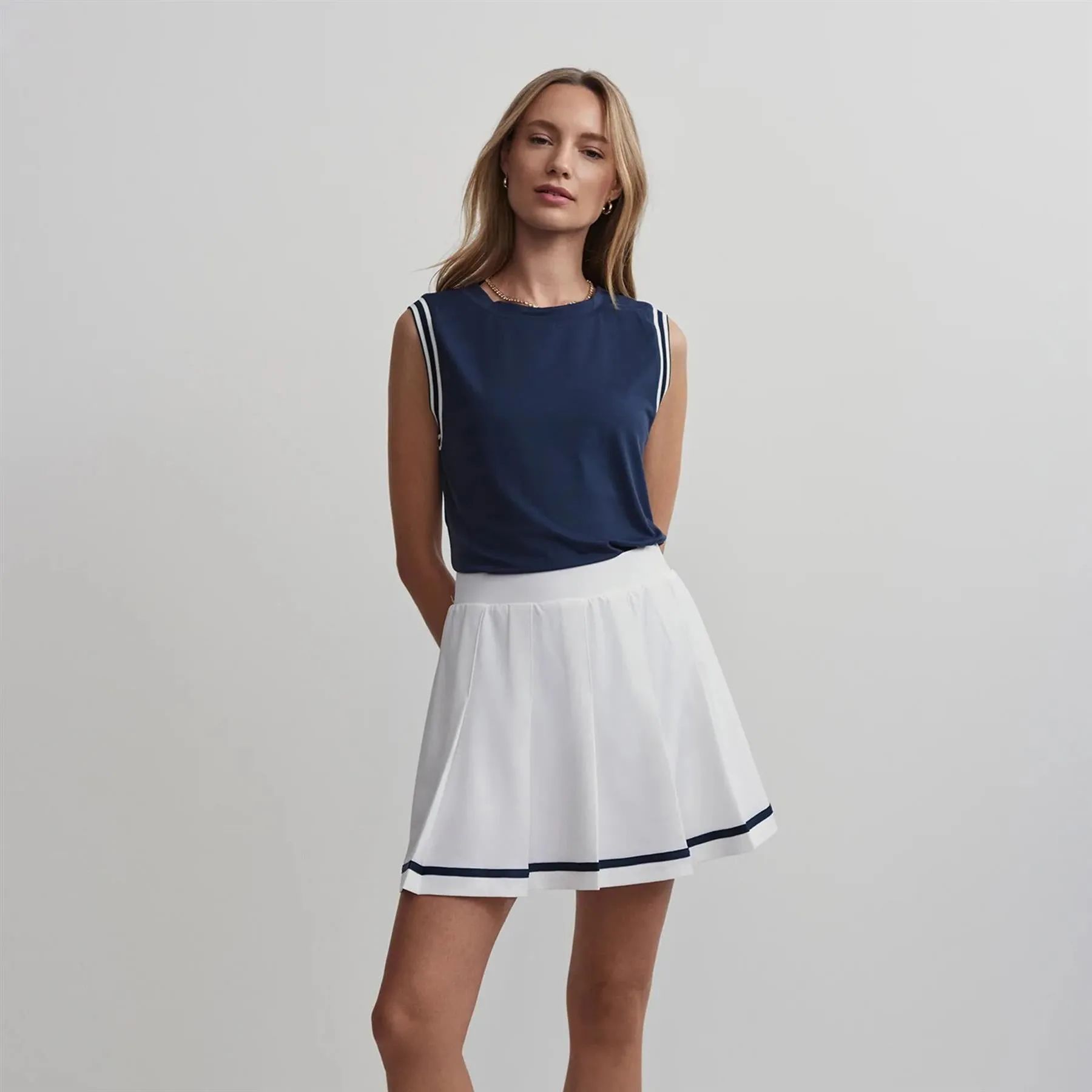 Clarendhon High Rise 16 Inch Skort White