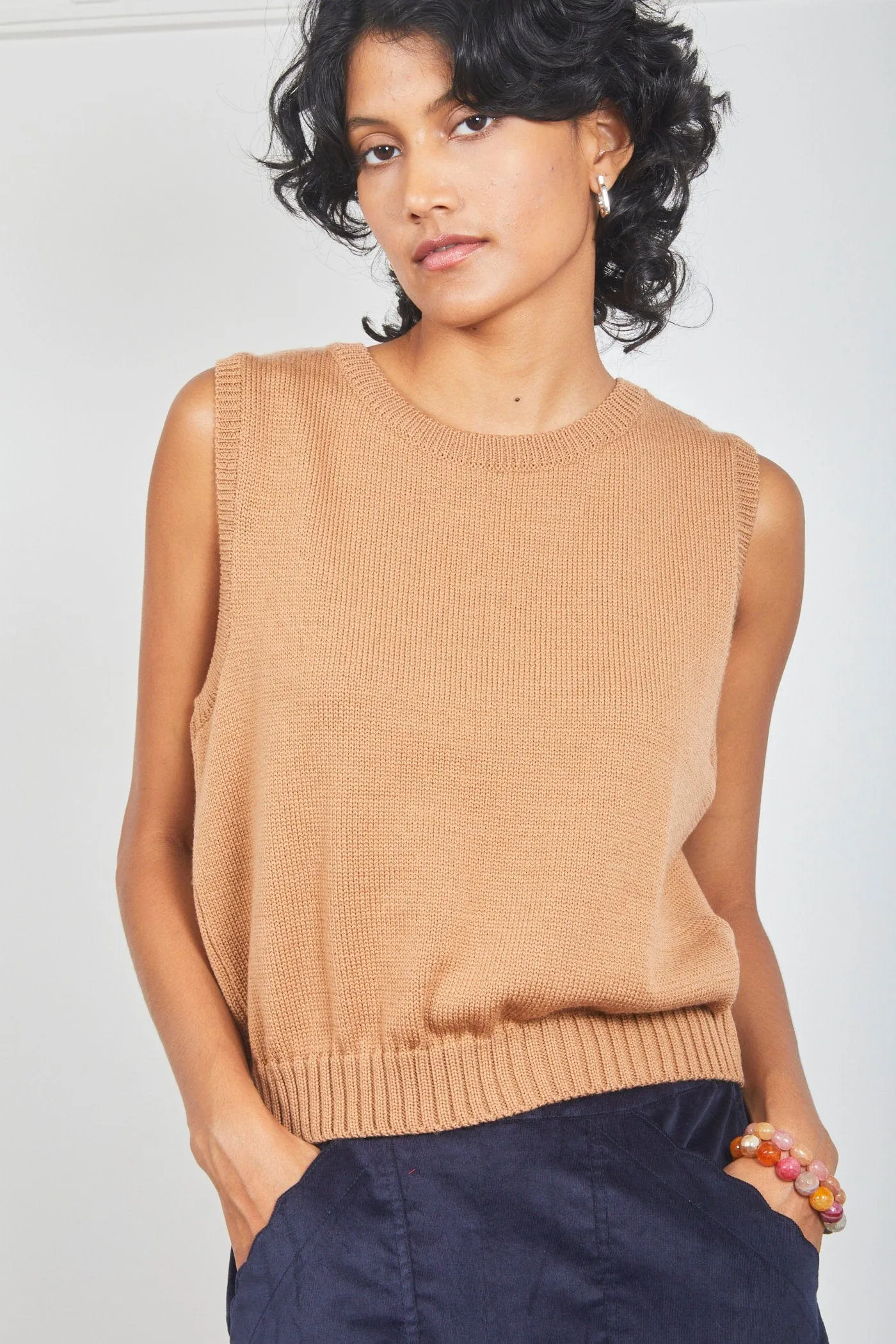 Dalston Valentina Vest Tan Merino