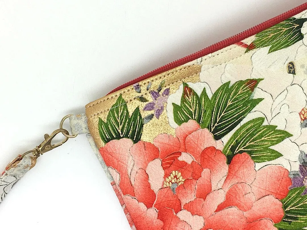 Hidari Wristlet Pouch 5178V