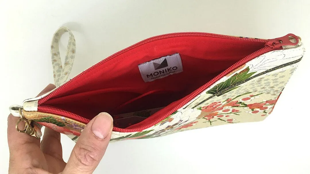 Hidari Wristlet Pouch 5178V