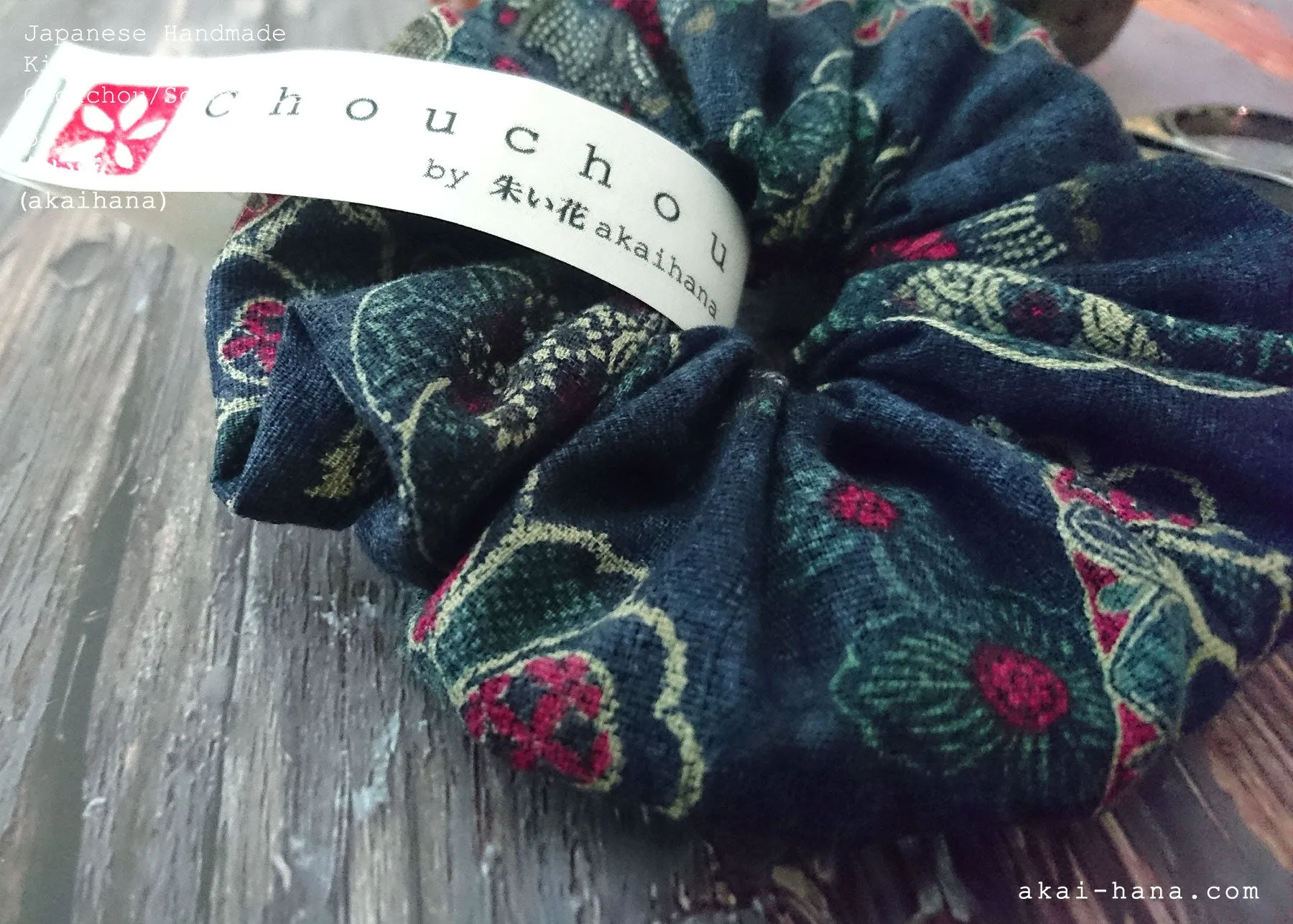 Japanese Handmade Kimono style Scrunchies, Vintage Floral, Indigo Blue, scjf0045