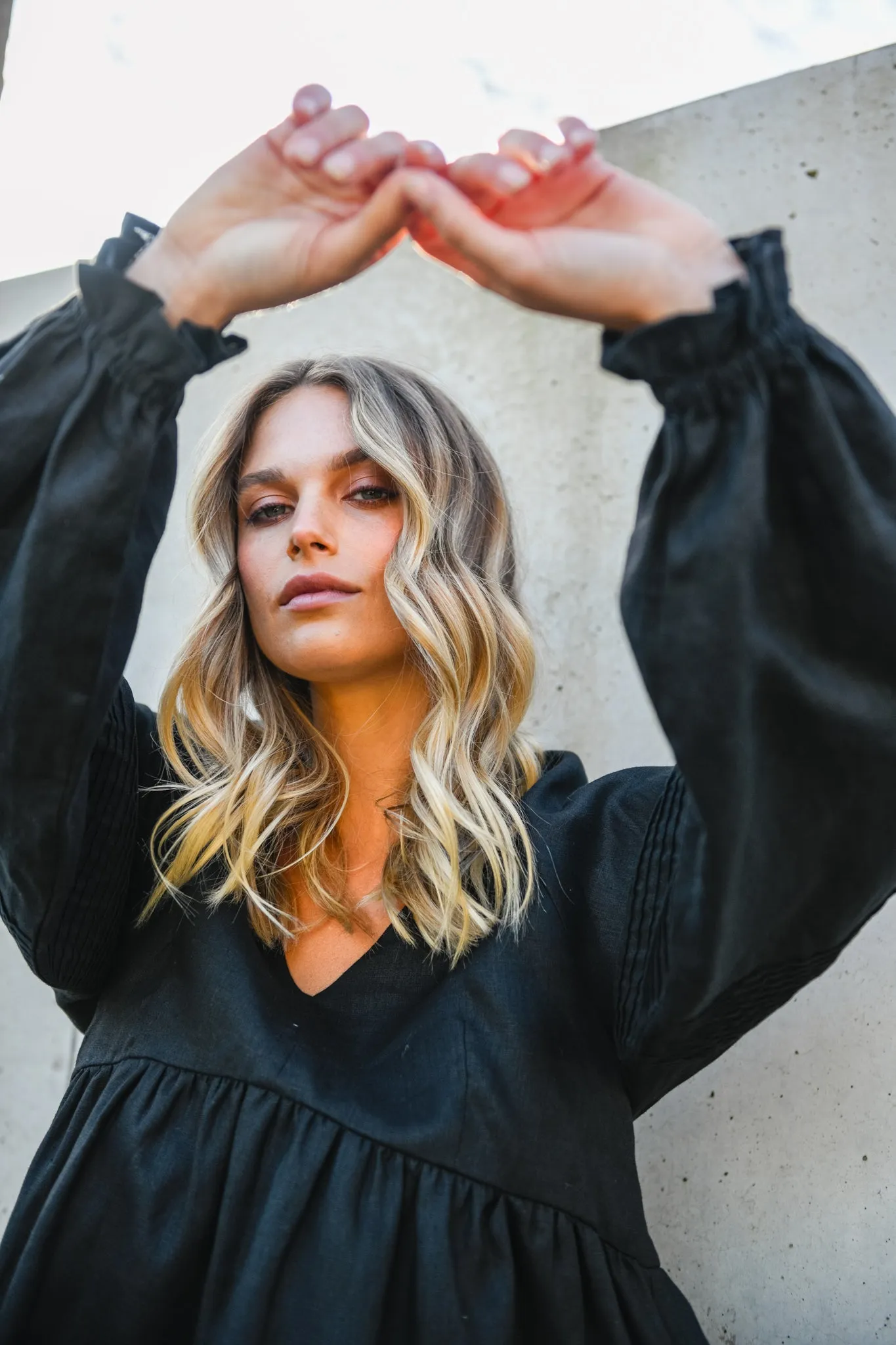 KARLIE LINEN BLOUSE - BLACK