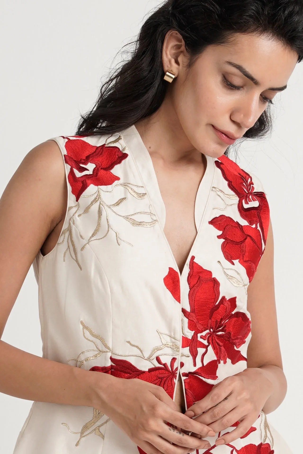 Kubra - Princess-fit Peplum Top   Divided Skirt