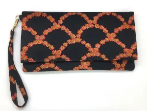 Kuukou Folding Wristlet Clutch 5456P