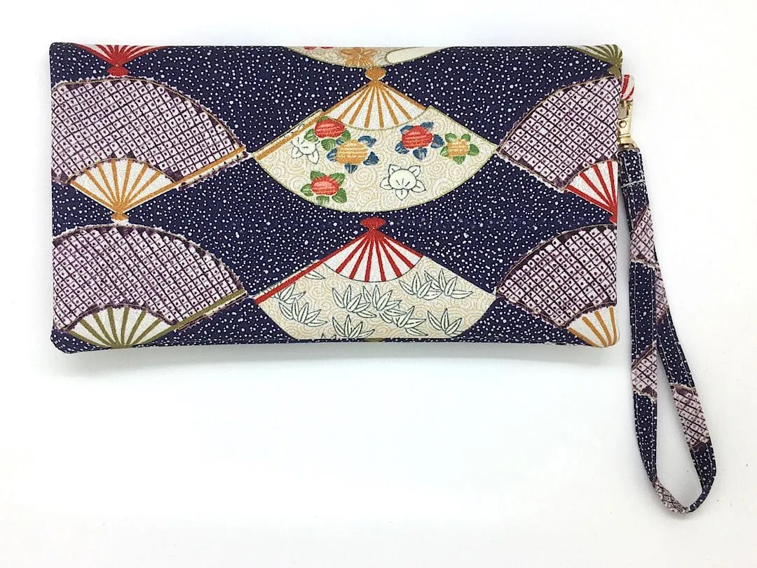 Kuukou Folding Wristlet Clutch 5570B