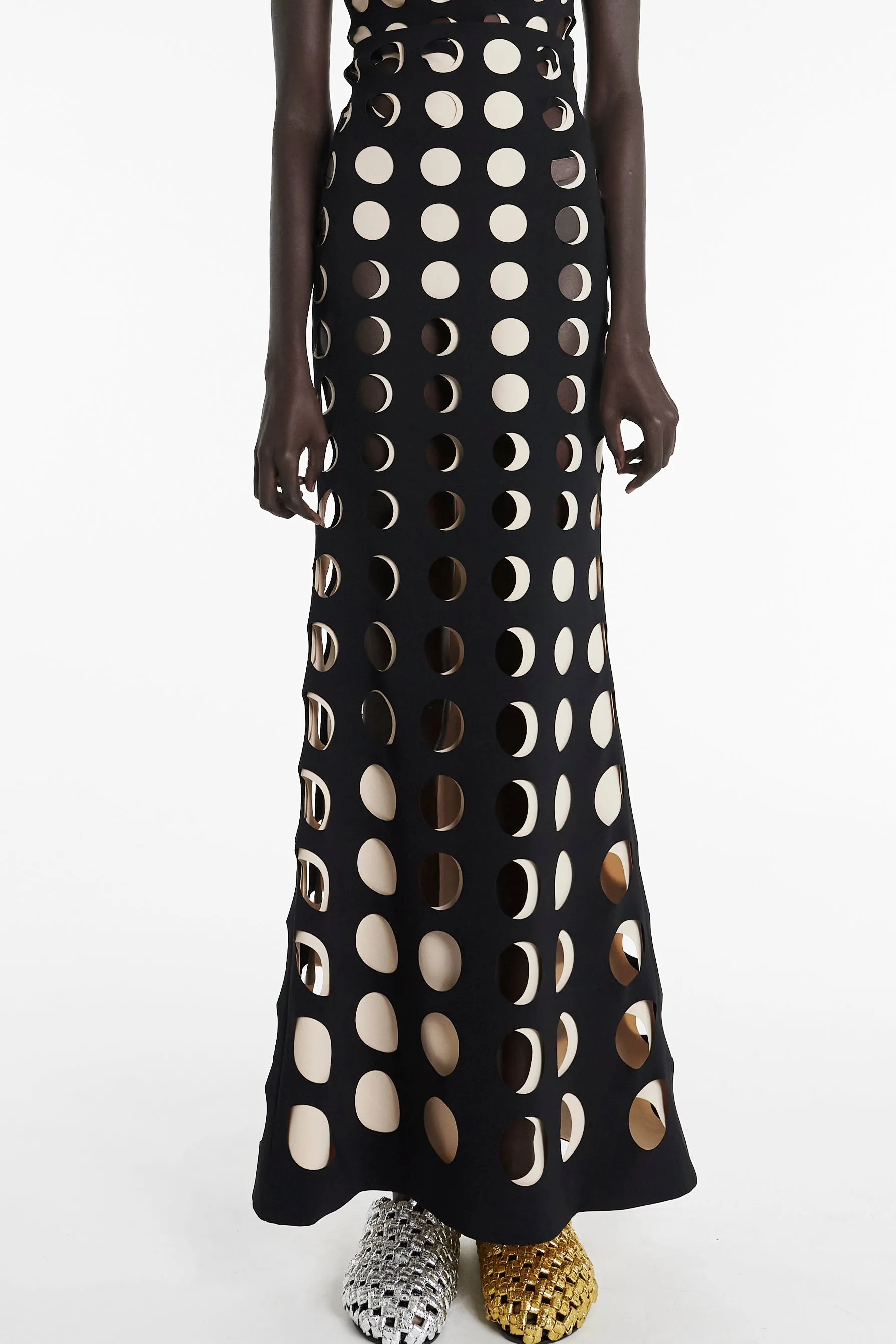 Layered Hole Skirt Black Nude
