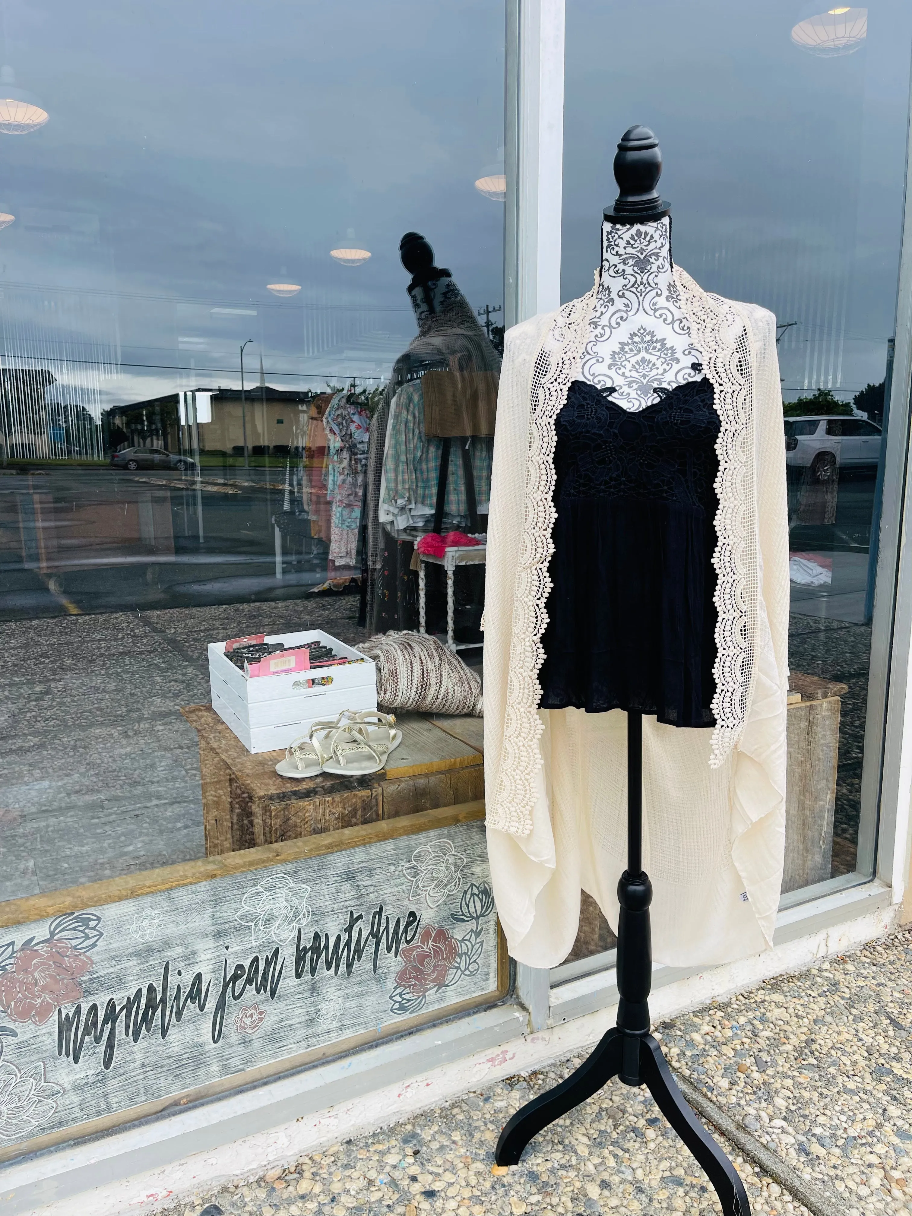 Lexi Vintage Lace Kimono Cream