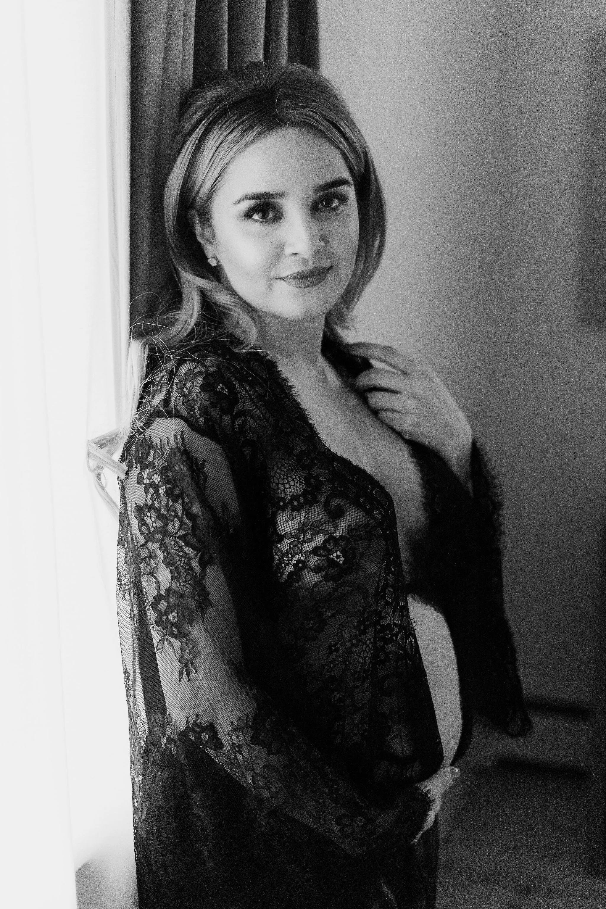 Maternity Black Lace Kimono Robe