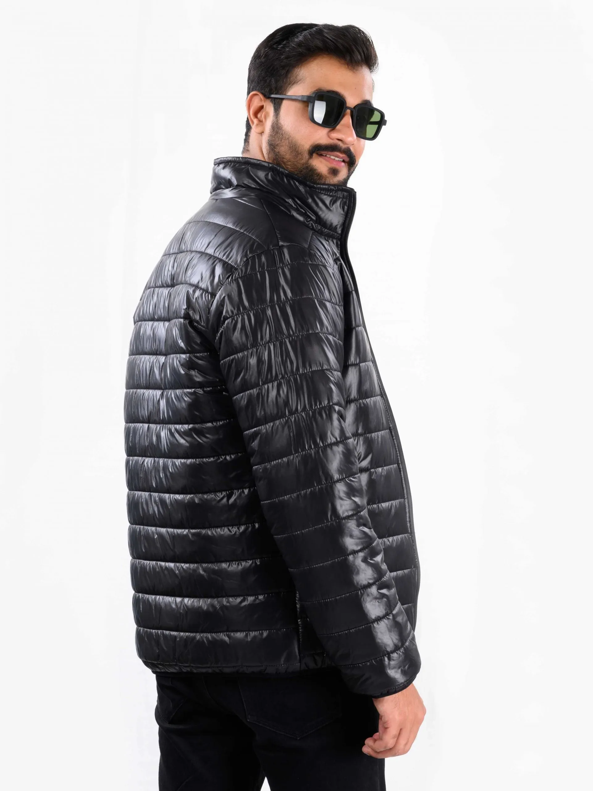Men black Gillet Puffer full sleeves