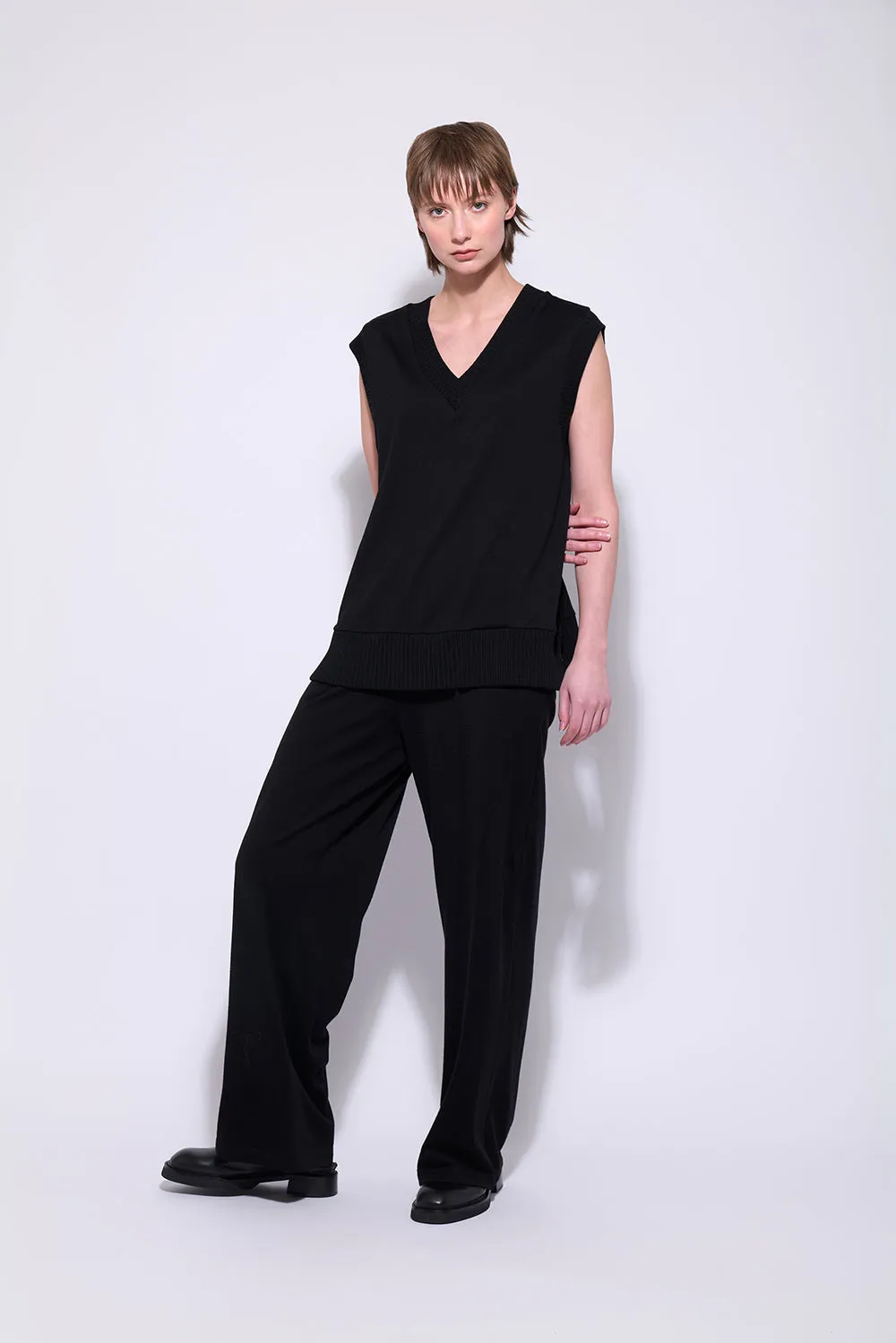 Neris Back Story Vest - Black