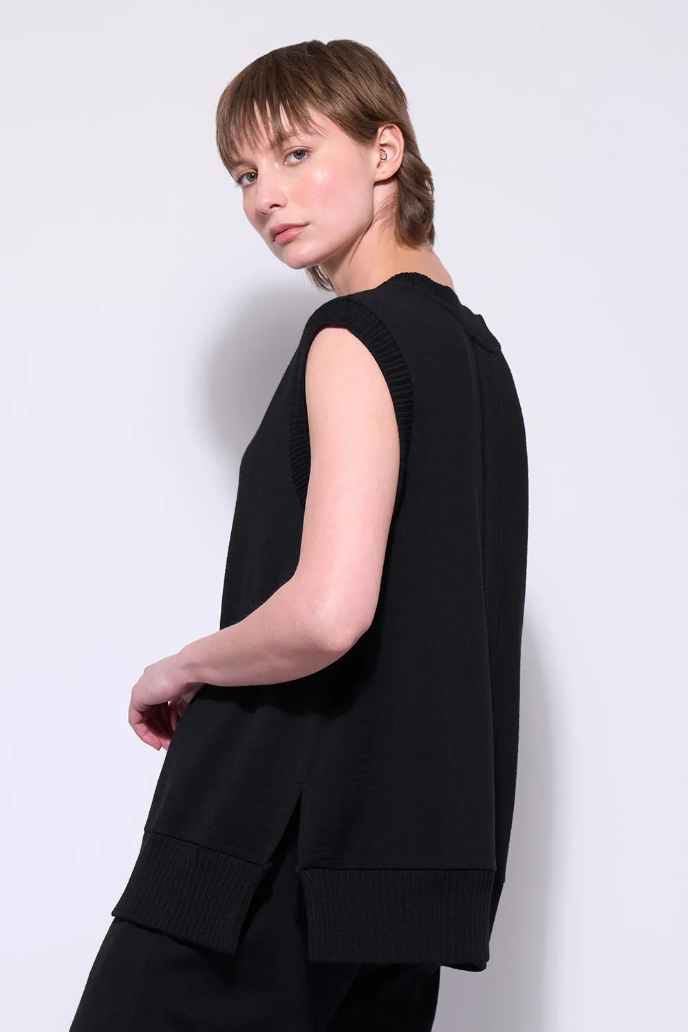 Neris Back Story Vest - Black