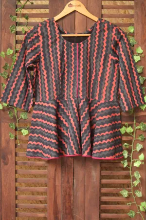 PEPLUM FRONT OPEN TOP - INDIGO PINK BAGRU ZIGZAG