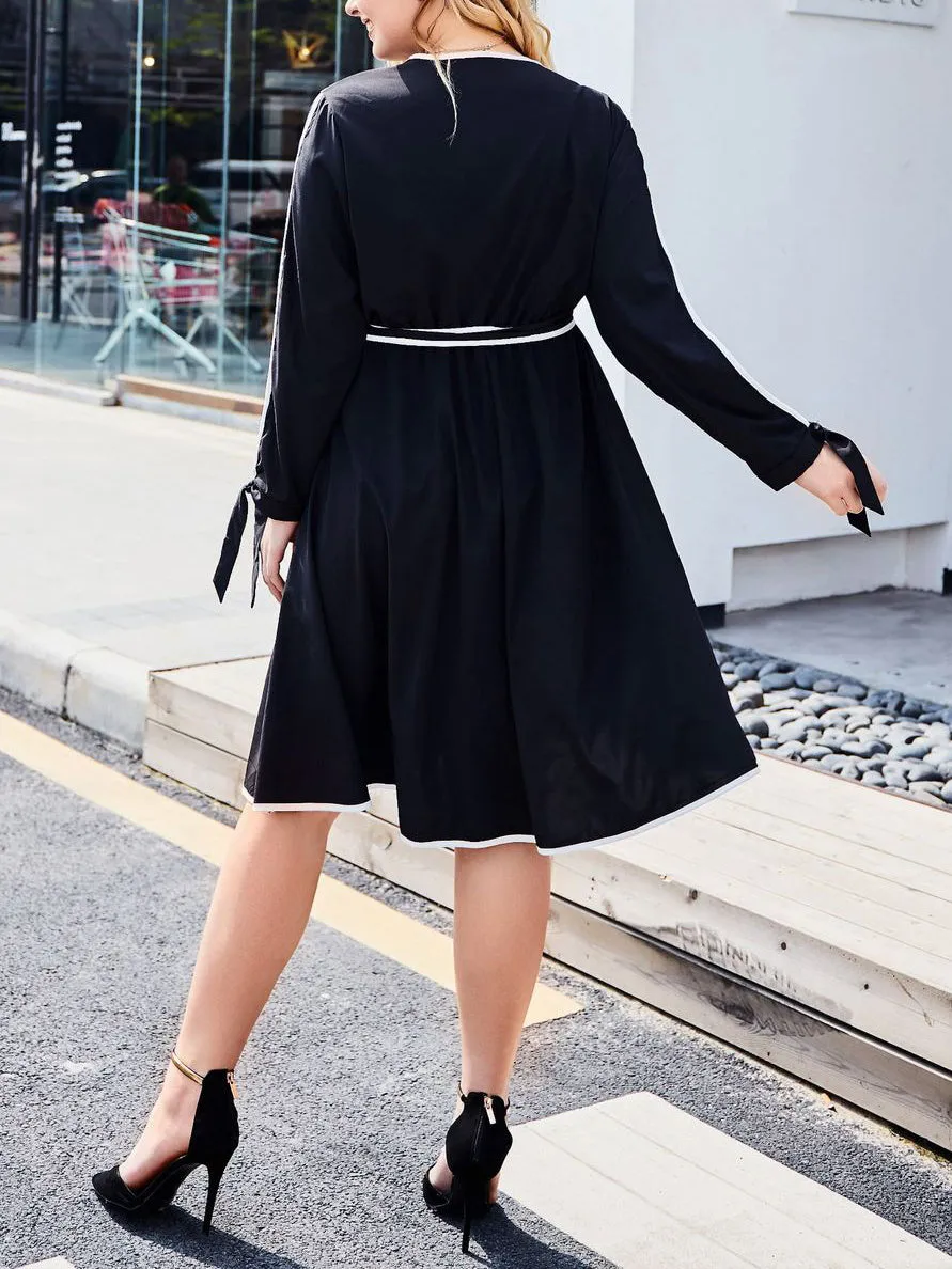 Plus Size Deep V-neck Loose Long-sleeved Lace Waist Dress