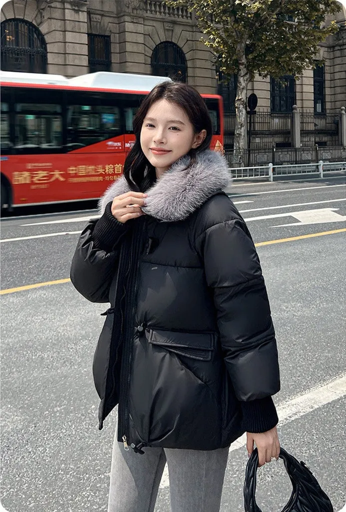 Relaxed-fit Solid Puffer Jacket for Women Featuring a Quilted Design