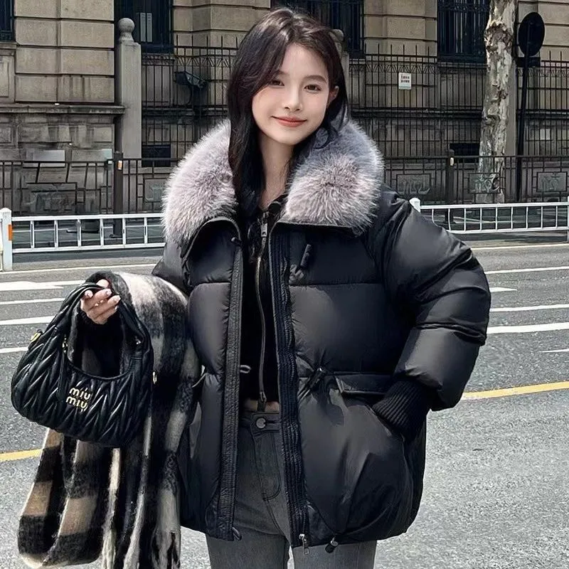 Relaxed-fit Solid Puffer Jacket for Women Featuring a Quilted Design