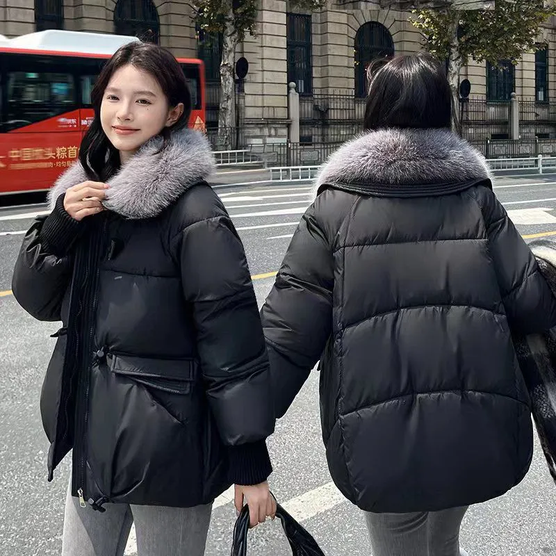 Relaxed-fit Solid Puffer Jacket for Women Featuring a Quilted Design