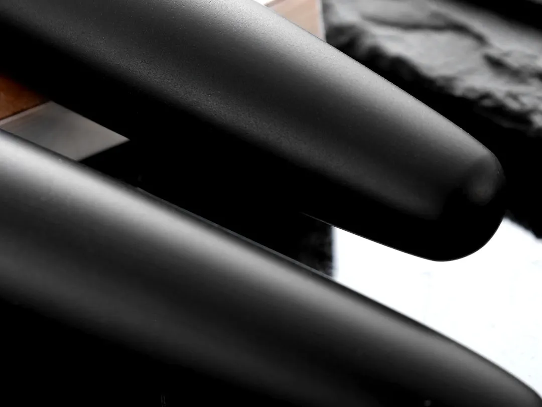 True Ebonite - Matte Black