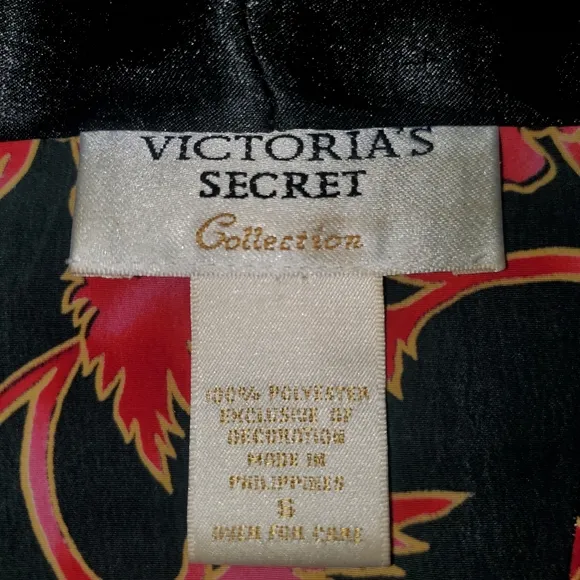 VICTORIA'S SECRET Collection Vintage Y2K Gold Label Blk/Red/Gold Kimono Robe S/M