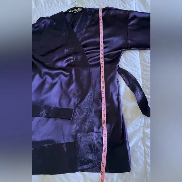 Victoria’s Secret Vintage Gold Label Satin Robe Floral Purple Kimono Sleeve