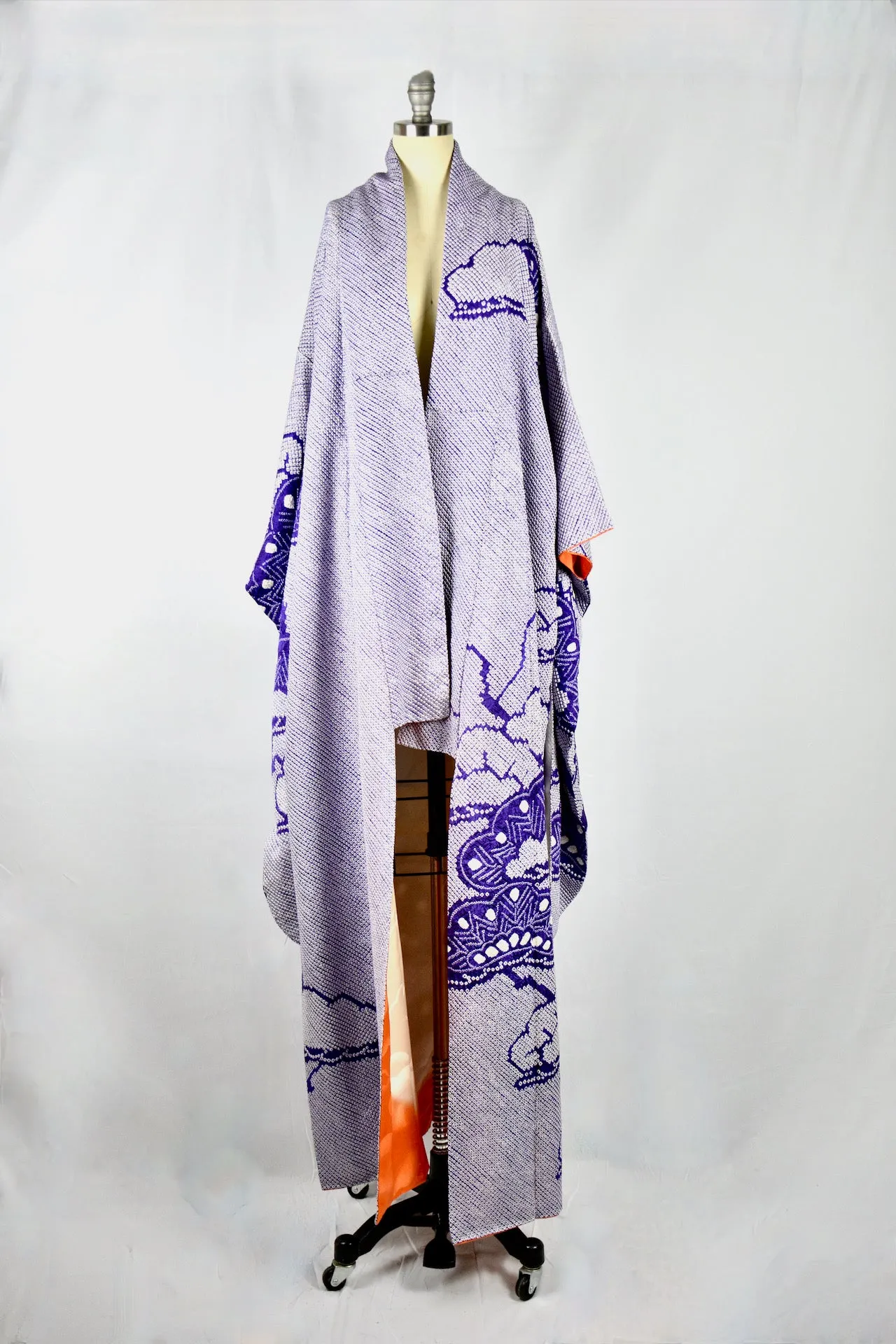 Vintage 1940's Purple Hand Threaded Silk Kimono Wrapper / OS