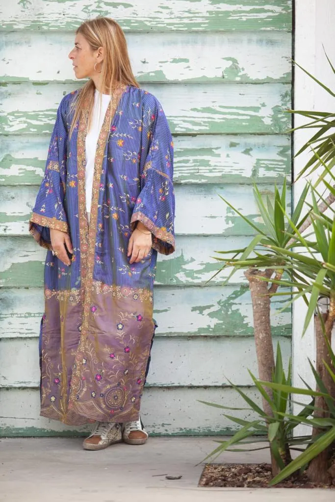 Vintage embroidery silk kimono