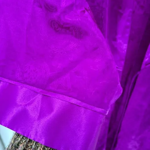 Vintage Gold Label Victoria’s Secret magenta kimono tie waist robe sexy OS