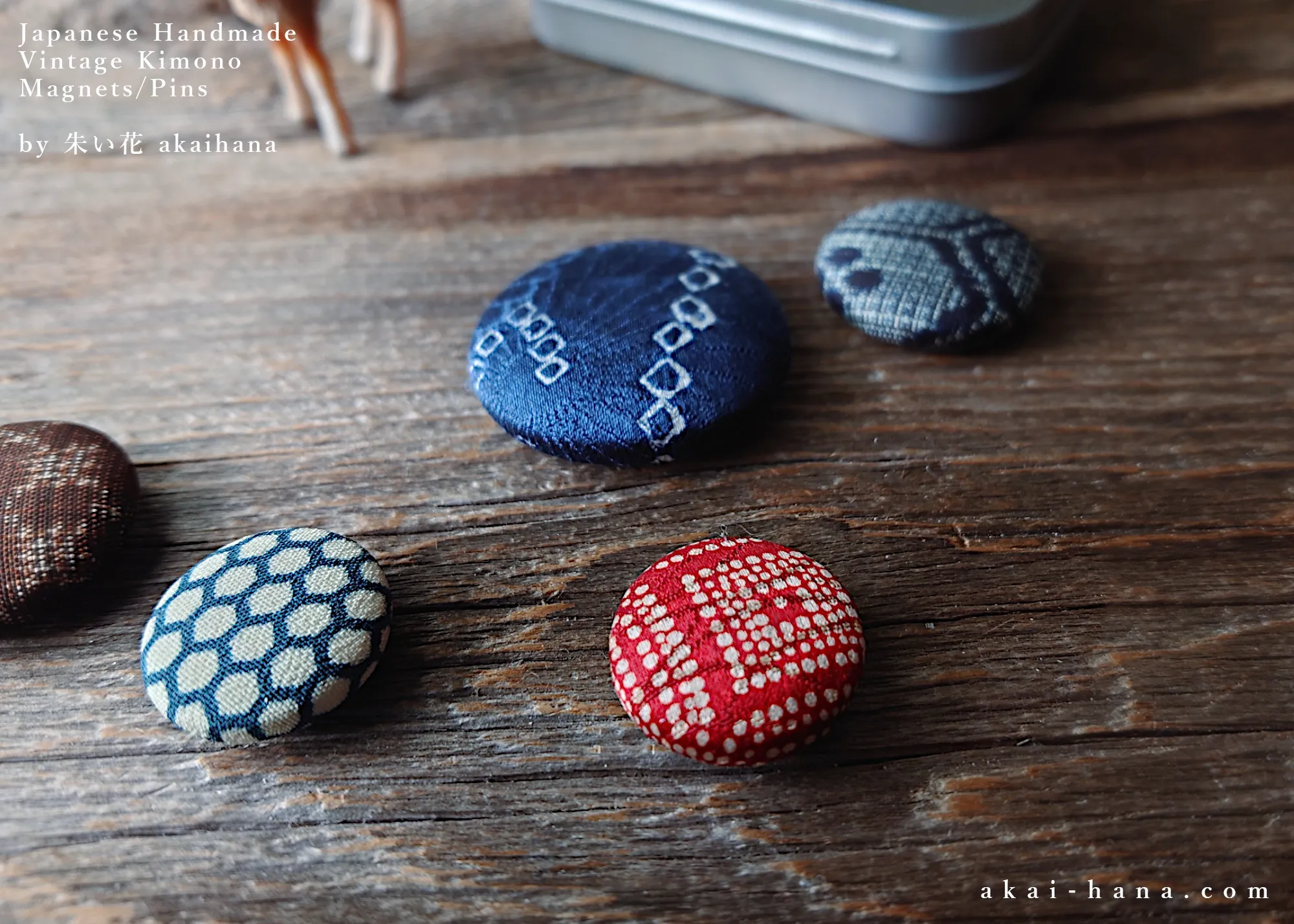 Vintage Kimono Magnets in Metal Tin Box, Set of 5 ⦿mgvk0010