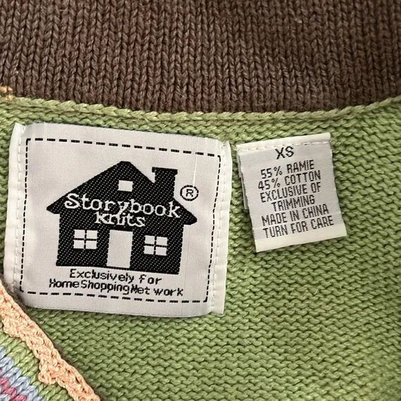 Vintage Storybook Knits Asian Embroidered Cardigan Sweater