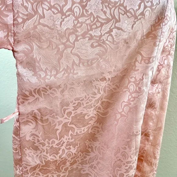 Vintage Victoria's Secret Gold Label Robe Womens OS Pink Satin Short Kimono