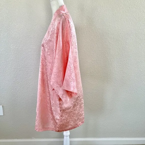 Vintage Victoria's Secret Gold Label Robe Womens OS Pink Satin Short Kimono