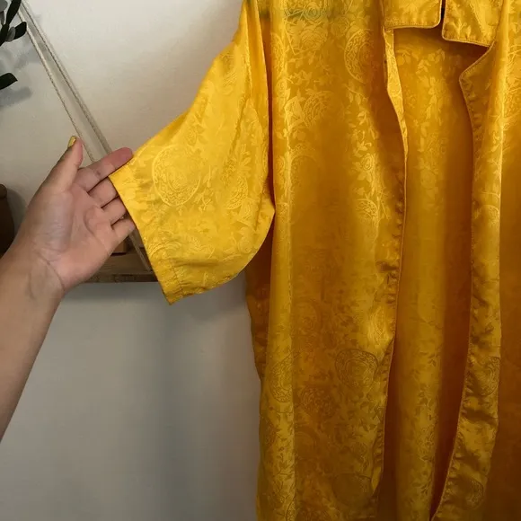 Vintage Victoria’sSecret kimono