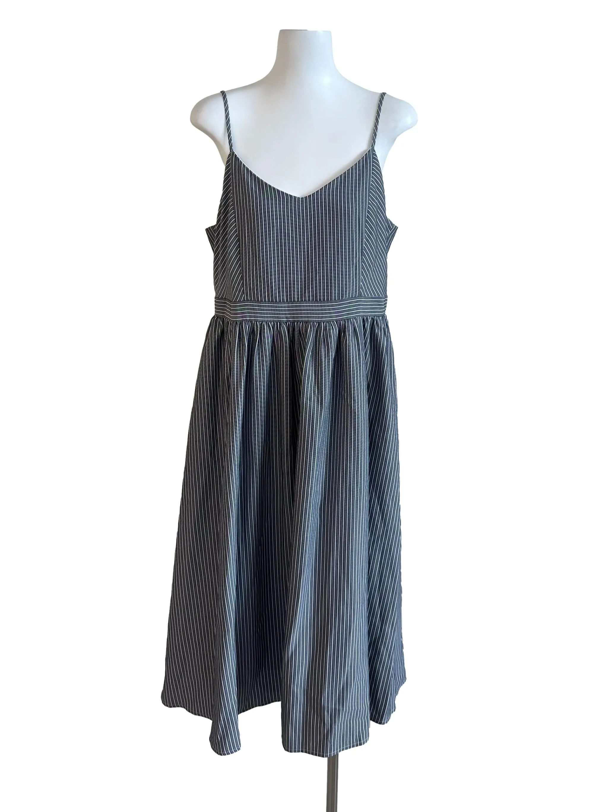 White Plain Sheath Skirt