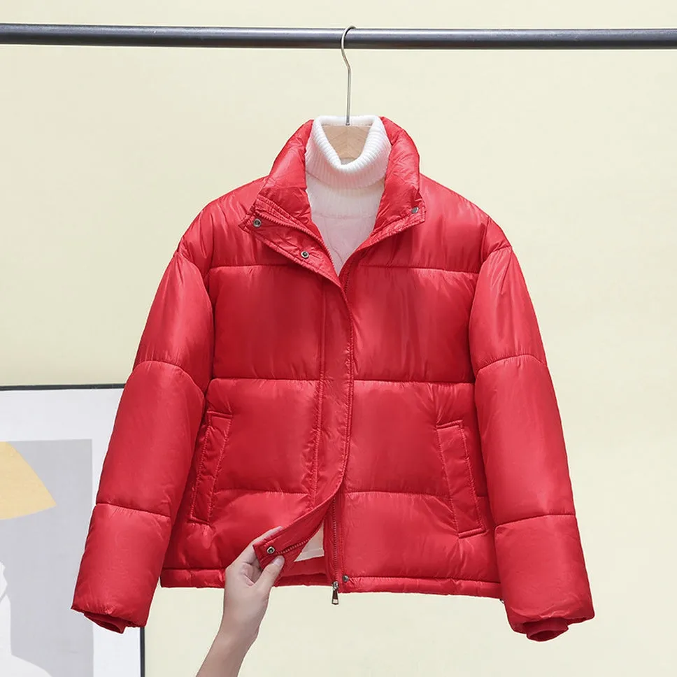 Women's Quilted Puffer Jacket with Windproof Features and Slash Pockets