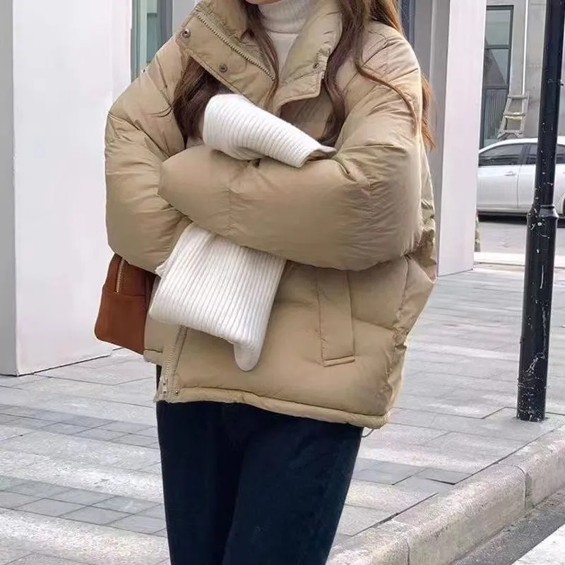 Women's Quilted Puffer Jacket with Windproof Features and Slash Pockets