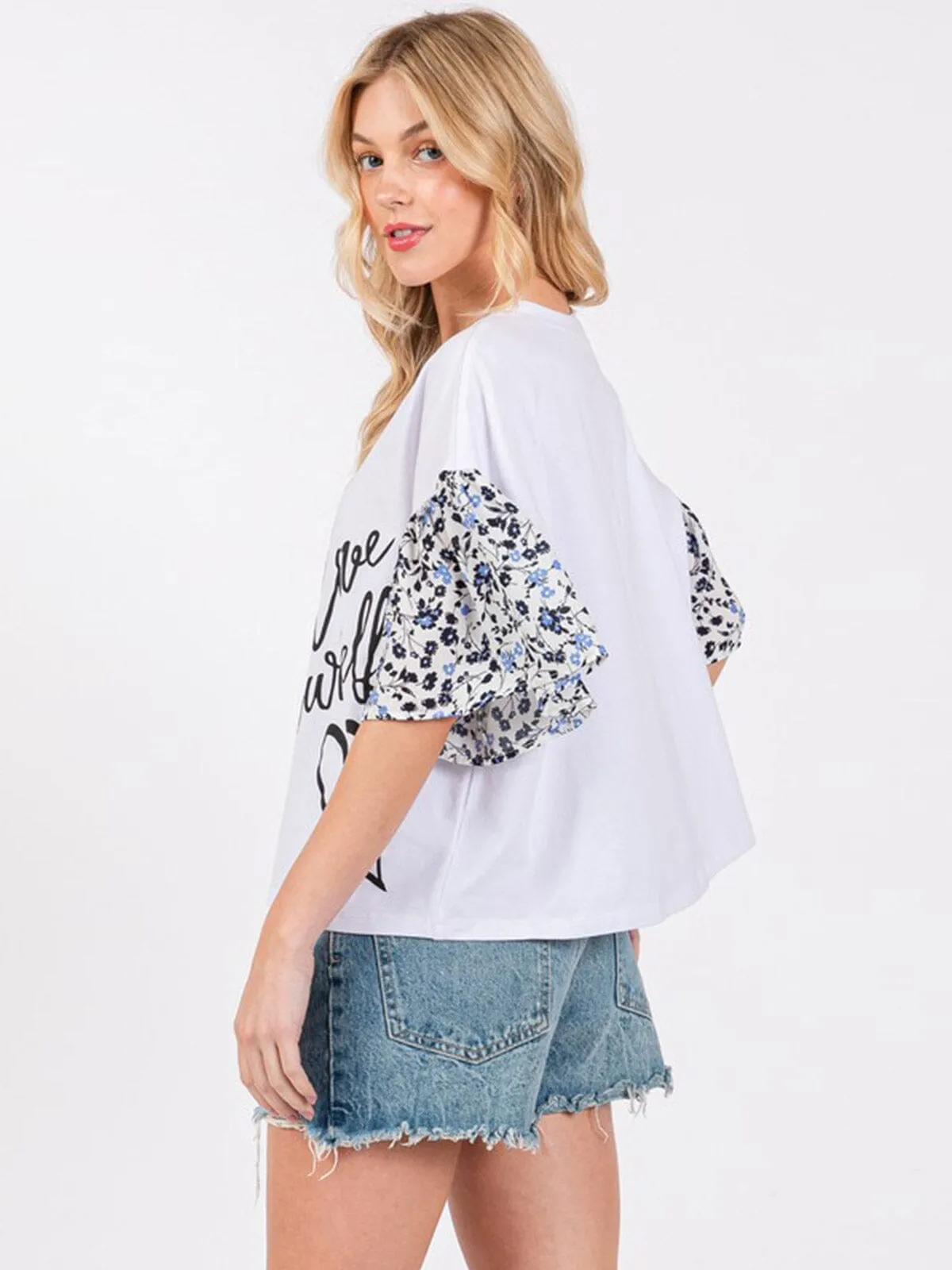 WOMEN'S SHORT FLORAL SLEEVE GRAPHIC TOP